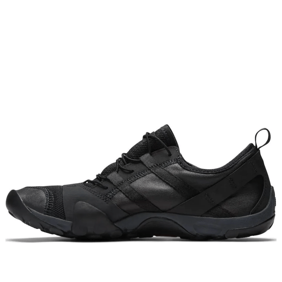 New Balance MT10O x ISSEY MIYAKE 'Black'