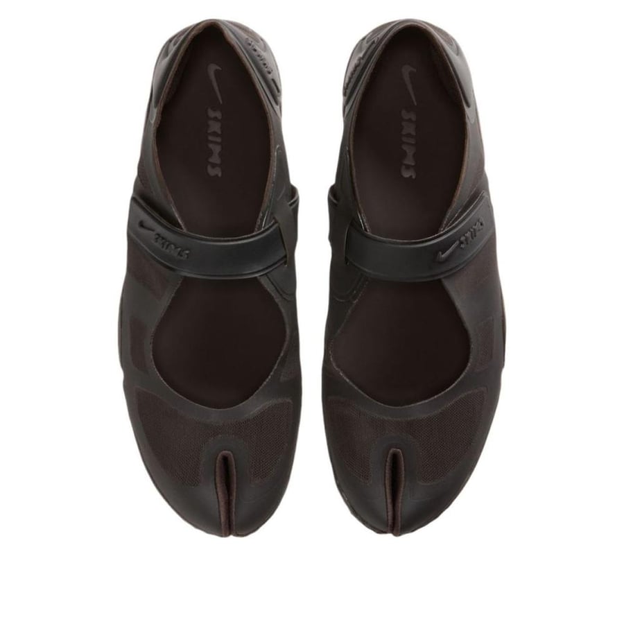 Nike x SKIMS Air Rift Mesh Velvet Brown