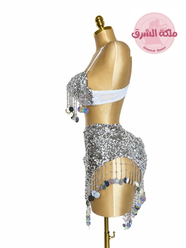 بدلة رقص الملكة سوزي