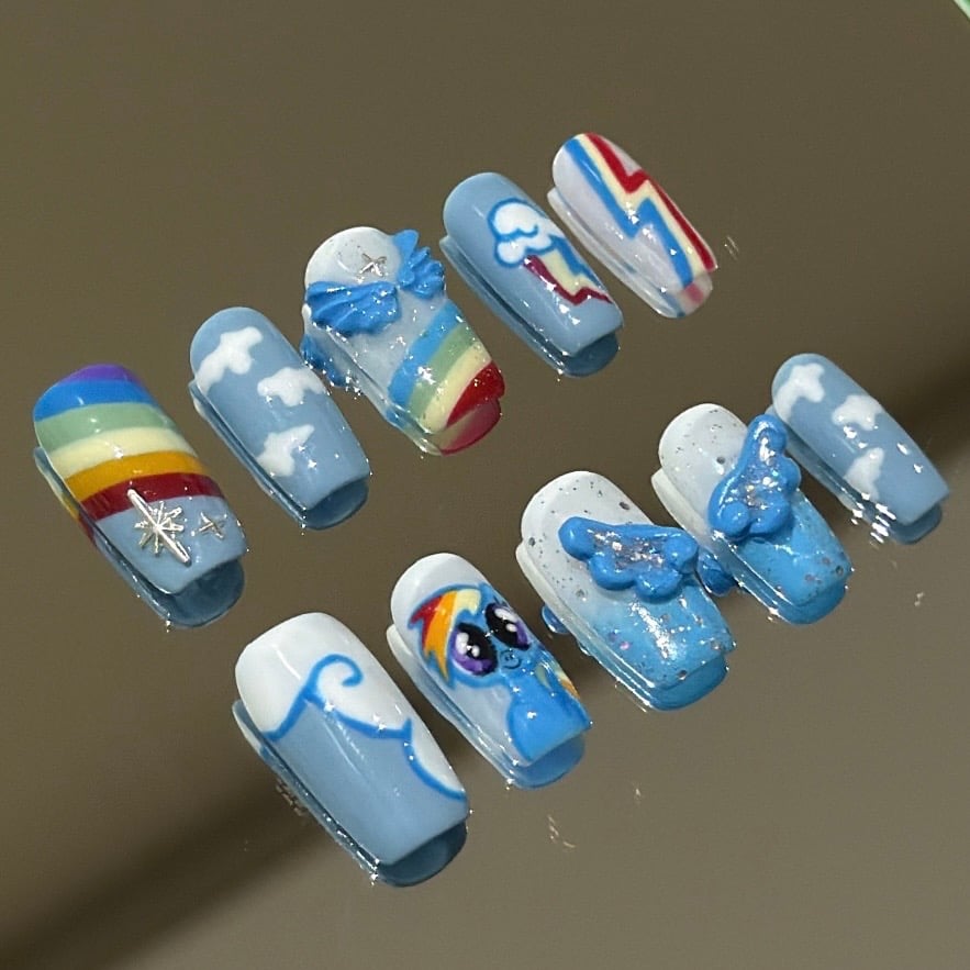 Medium- Rainbow Dash