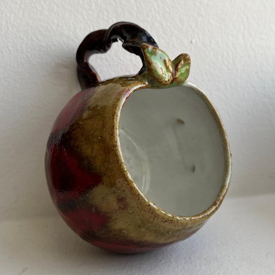 Apple mug