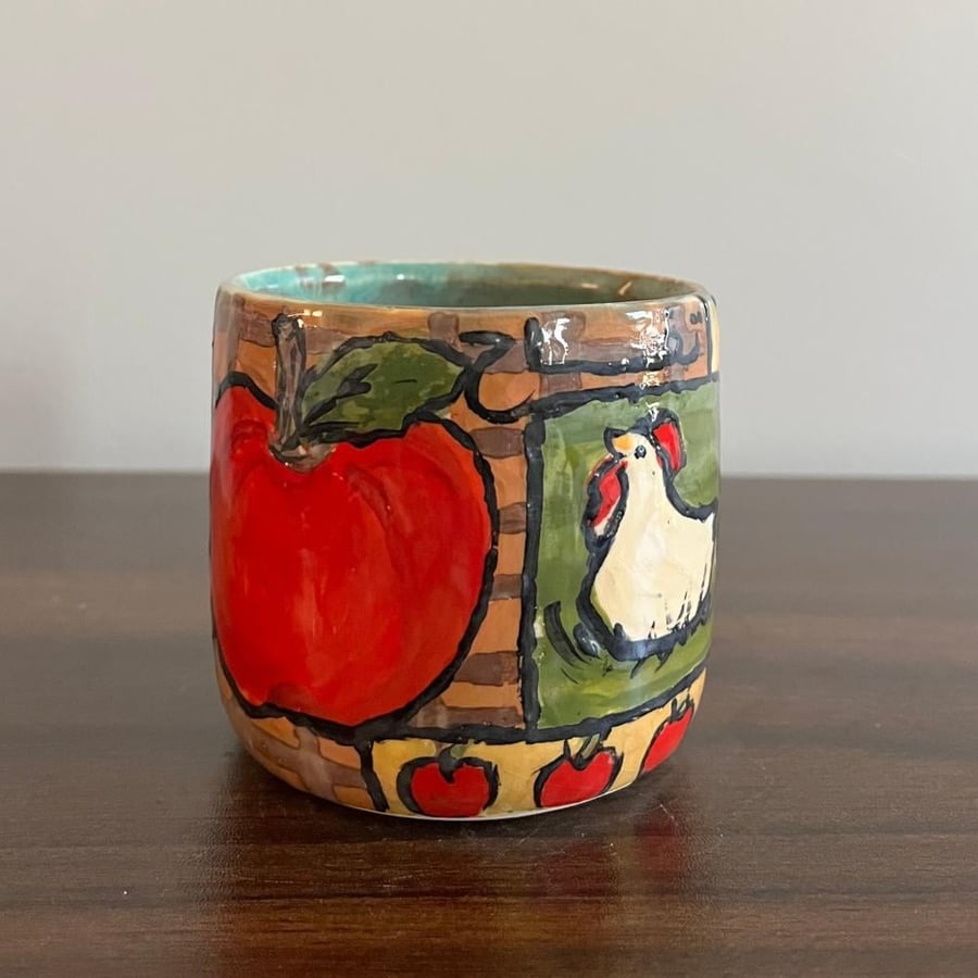 Apple - Blue inside