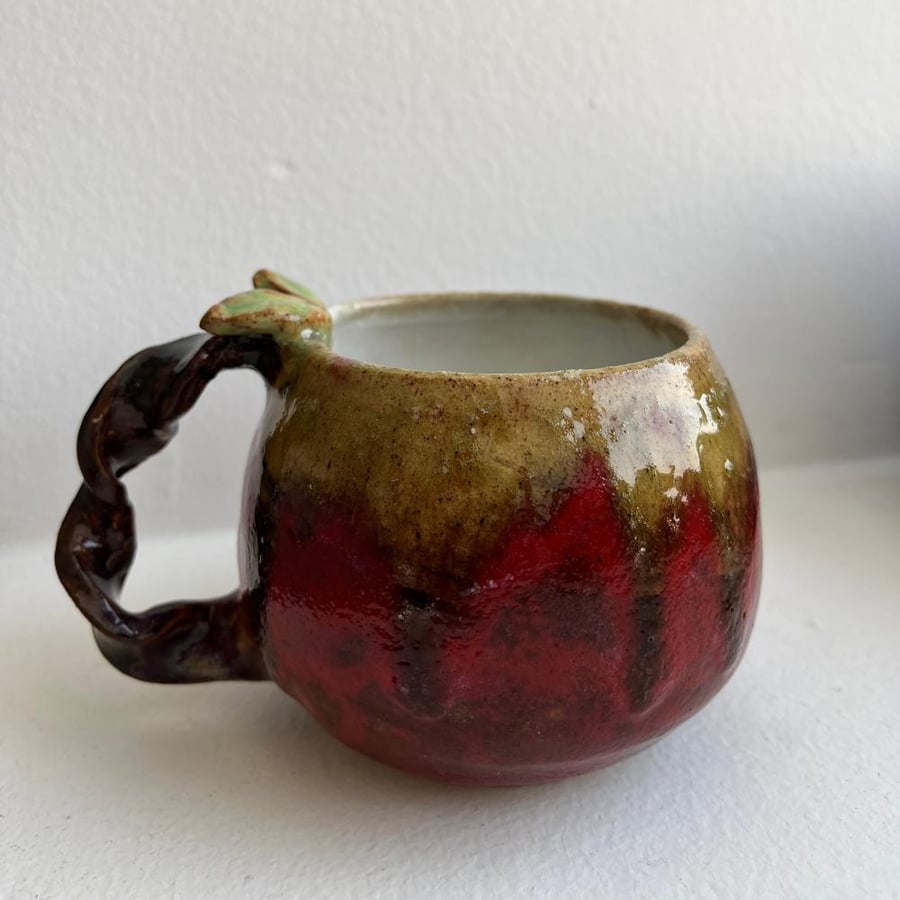 Apple mug