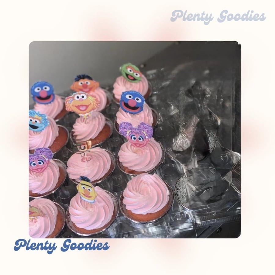 ٢٤ تغريسة كب كيك  " شارع سمسم " Sesame Street  24 cupcakes topper