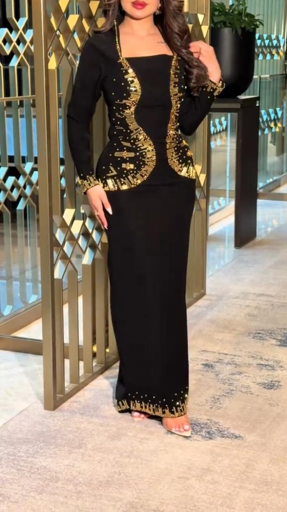 فستان سهره أسود بتطريز ذهبي
