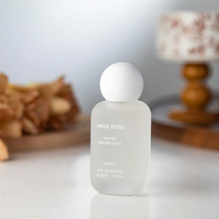 عطر نسائي برائحة الحليب الأبيض بملمس مطفي 50 مل 1.7 أونصة سائلة