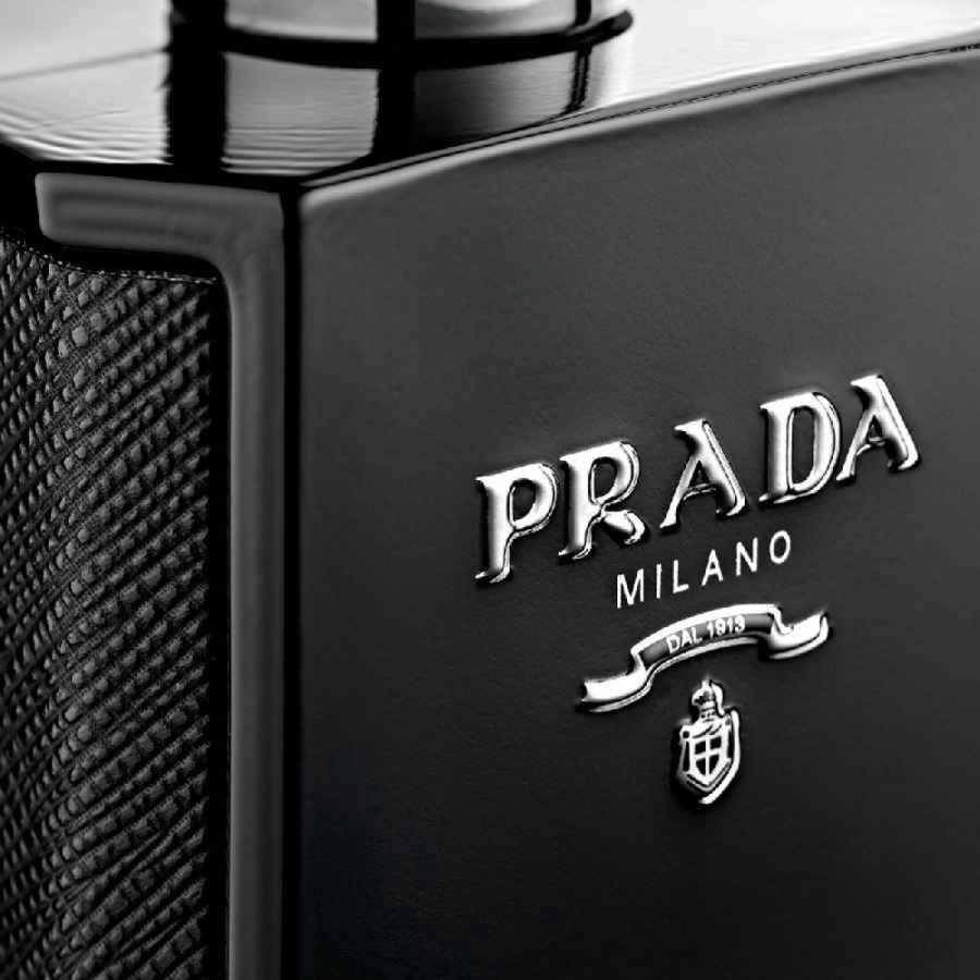 عطر لونا روسا كاربون من برادا للرجال – Prada Luna Rossa Carbon Eau de Toilette – القوة العصرية برائحة منعشة وذكورية