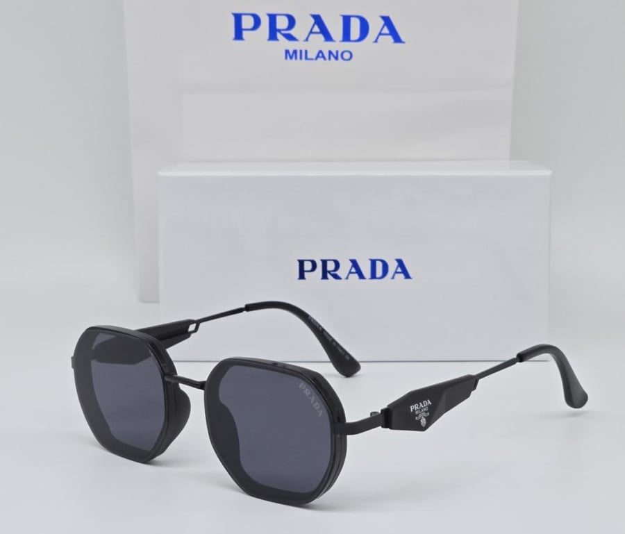 نظارة PRADA
