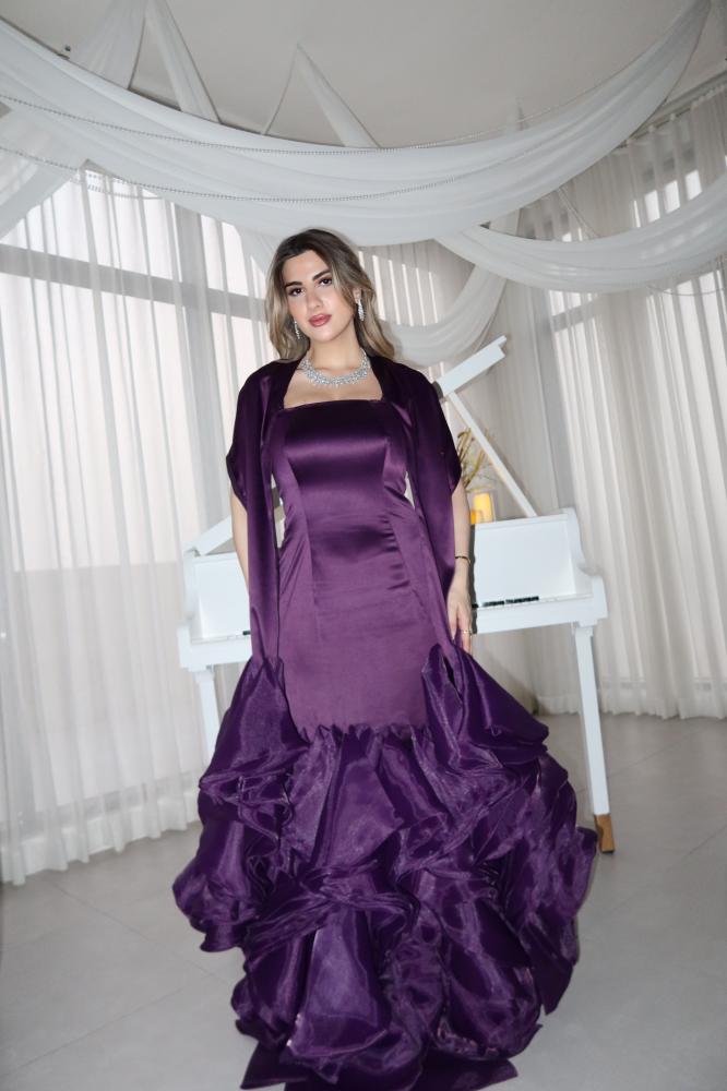 VELVET PLUM