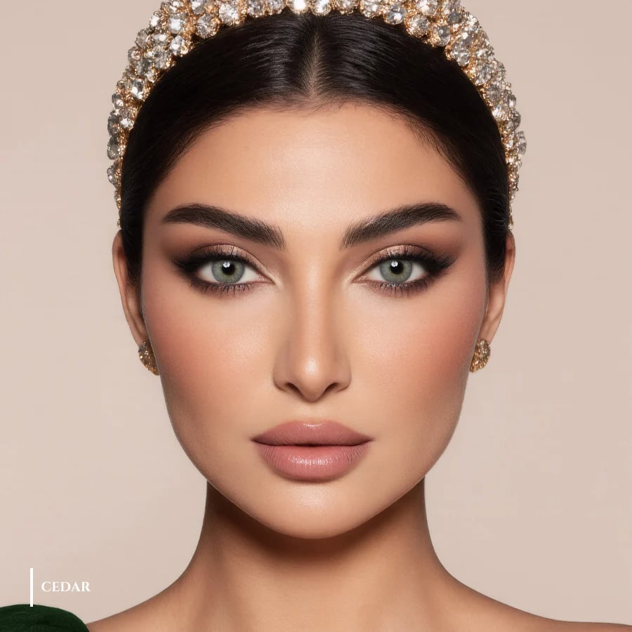 لون عدسات سيدار على العين