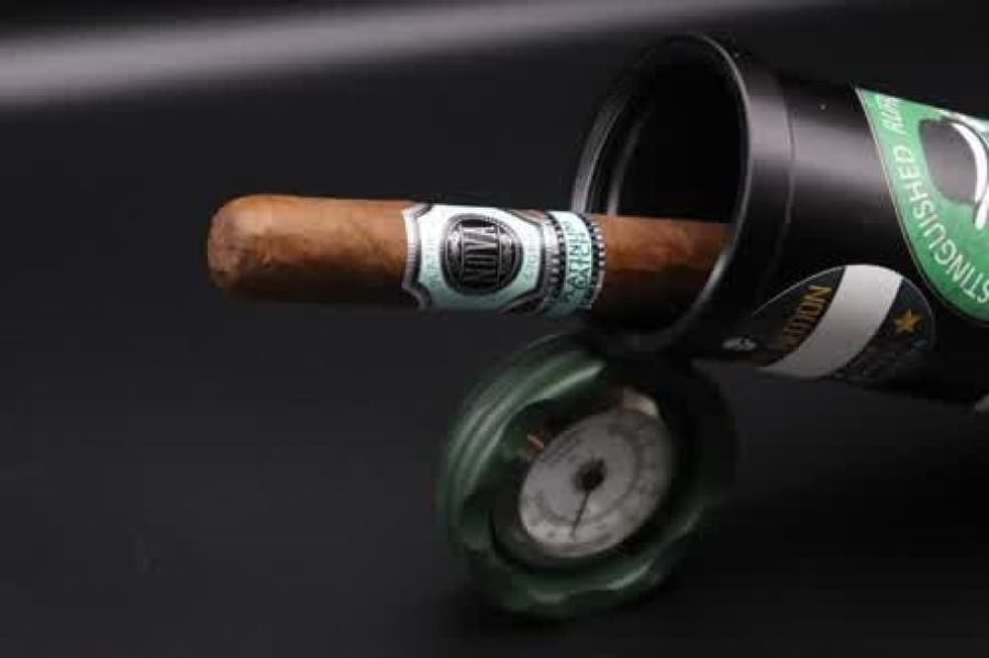 Platinum Nova (Cigars Club Edition سيجا
