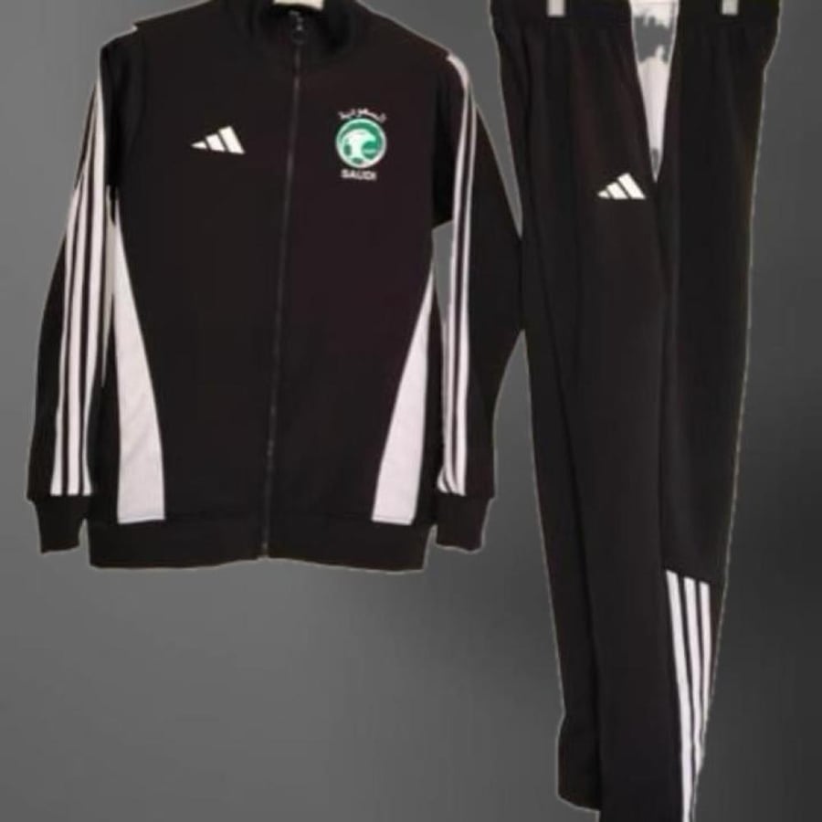 طقم المنتخب تمرين
