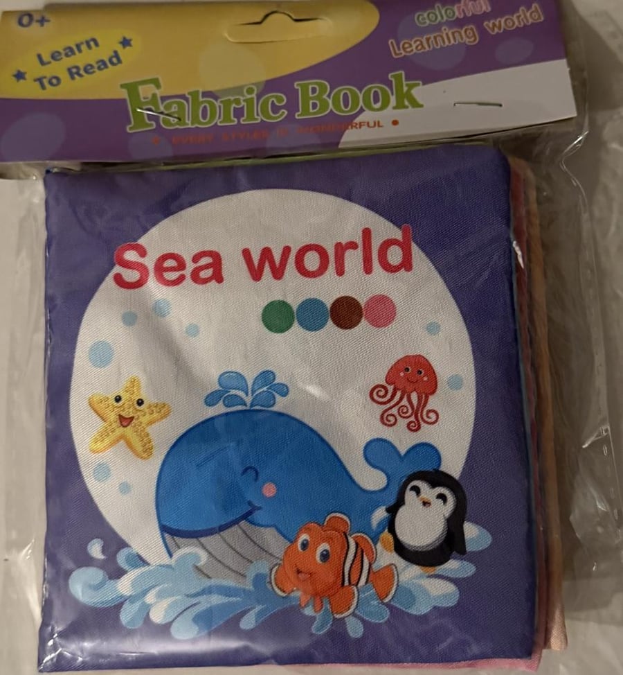 كتاب قماشي sea world