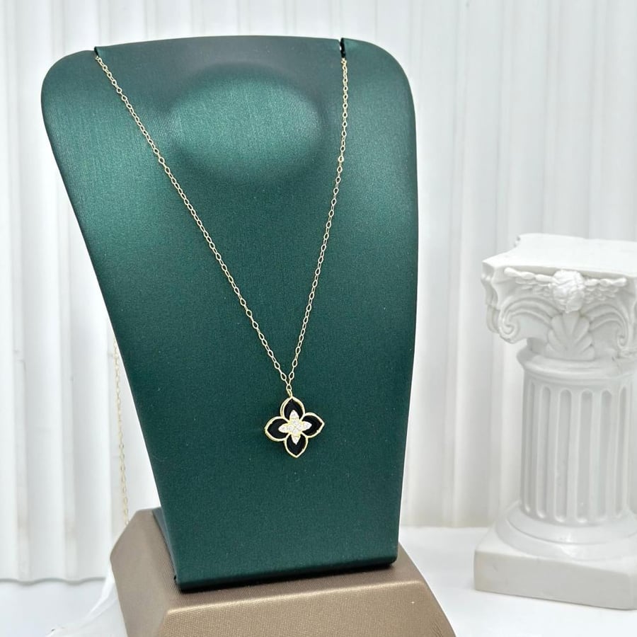 عقد ذهب أصفر عيار 18 من مجوهرات الشلوي -18 K yellow gold necklace from