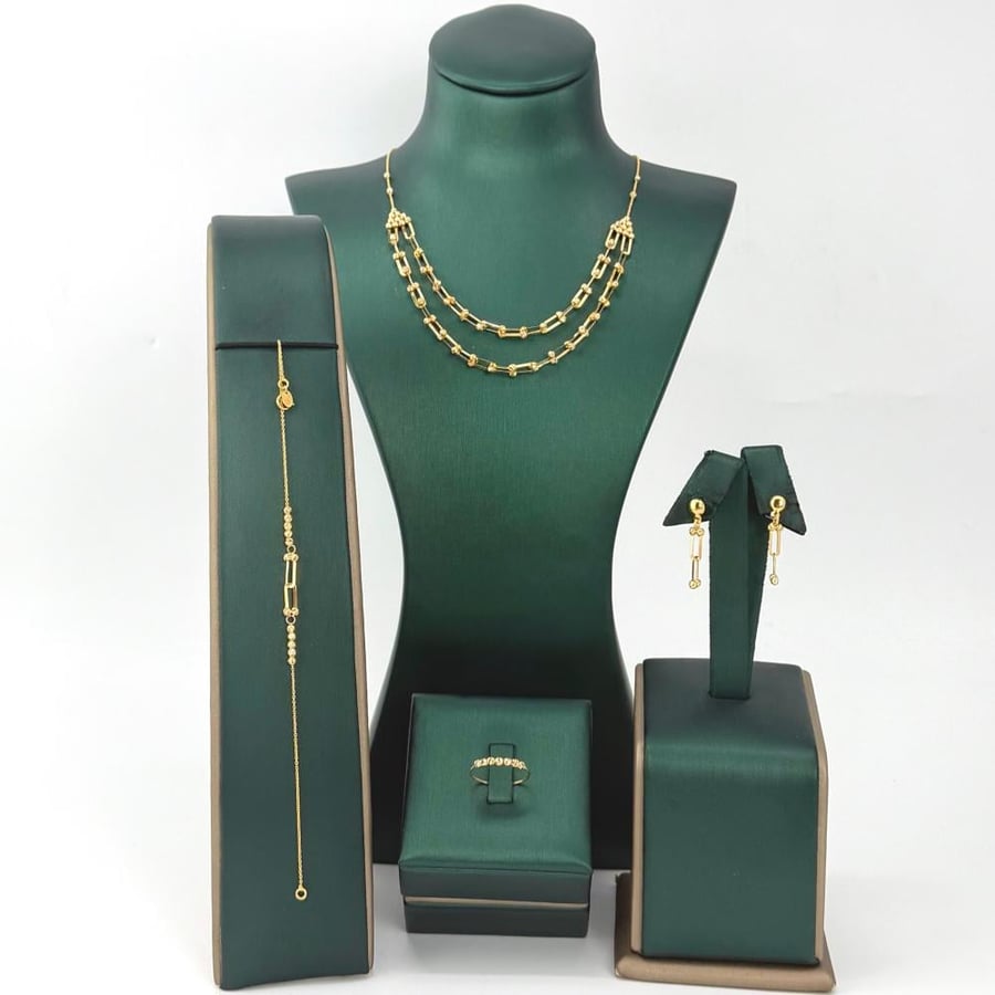 طقم ذهب اصفر عيار 21 من مجوهرات الشلوي