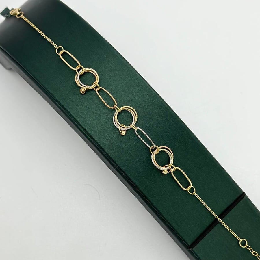 اساور ذهب عيار 18 مجوهرات الشلوي gold bracelets, Al-Shalawi Jewellery