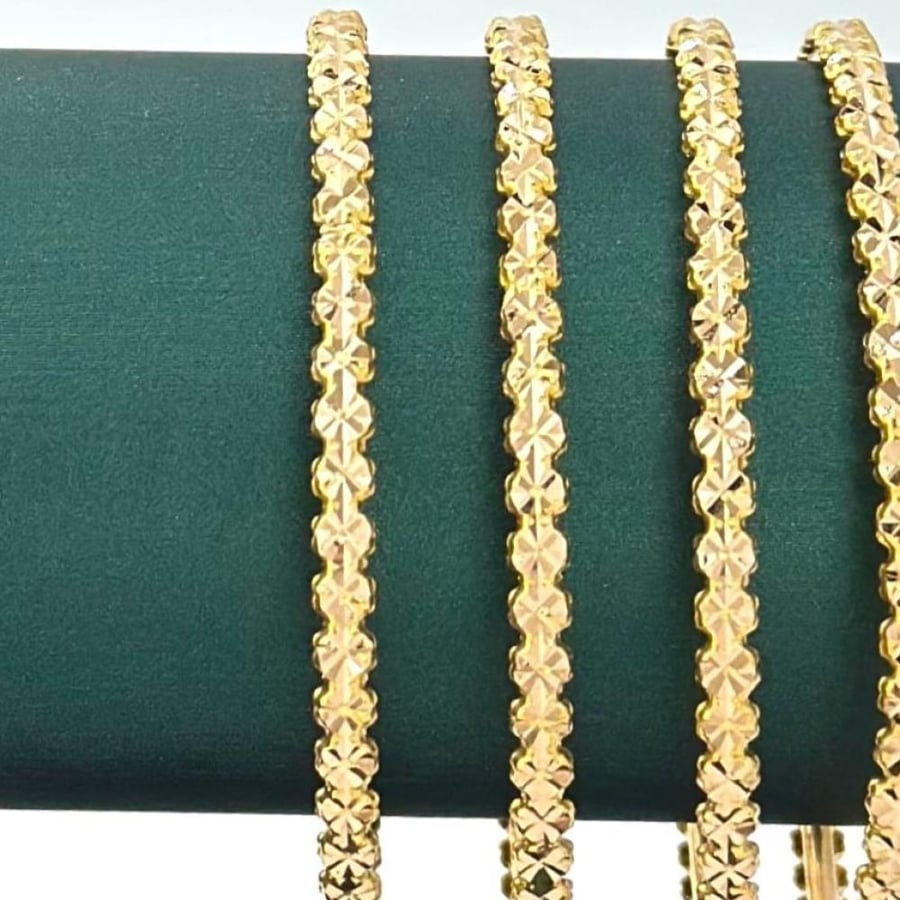 غوايش ذهب أطفال عيار21 من مجوهرات الشلوي