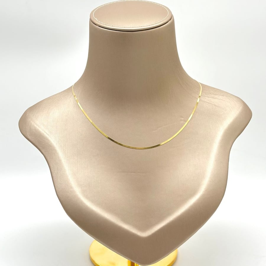 عقد ذهب أصفر عيار18 من مجوهرات الشلوي -18 K yellow gold necklace from