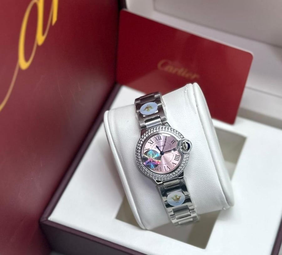 ساعة كارتييه بالون بلو (Cartier Ballon Bleu) - إصدار الفصوص الفاخرة