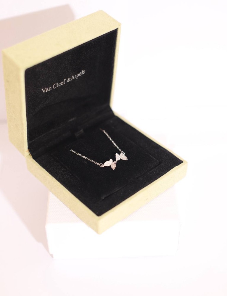 Van Cleef & Arpels brand accessory