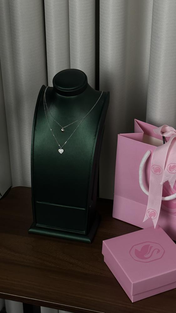 سلسال ا Swarovski