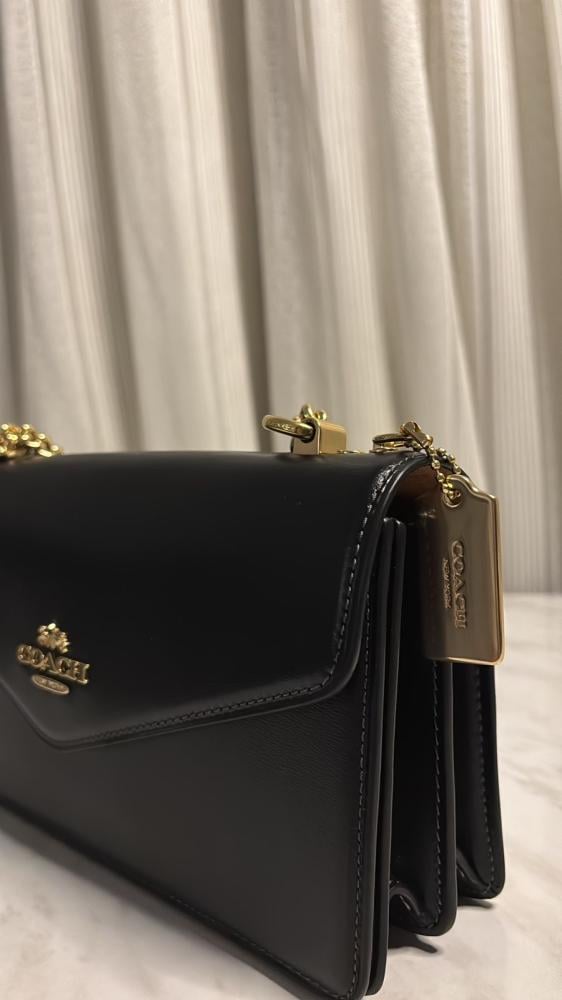 شنطة كوتش - اسود