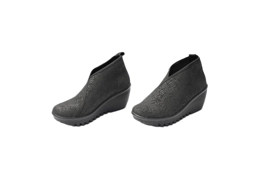حذاء نسائي Bernie Mev نسيج مرن مقاس 37 – خفيف ومريح للاستخدام اليومي