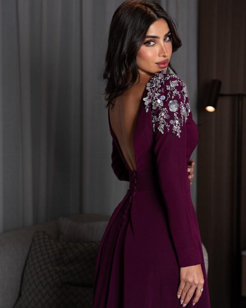 فستان سهرة ناعم