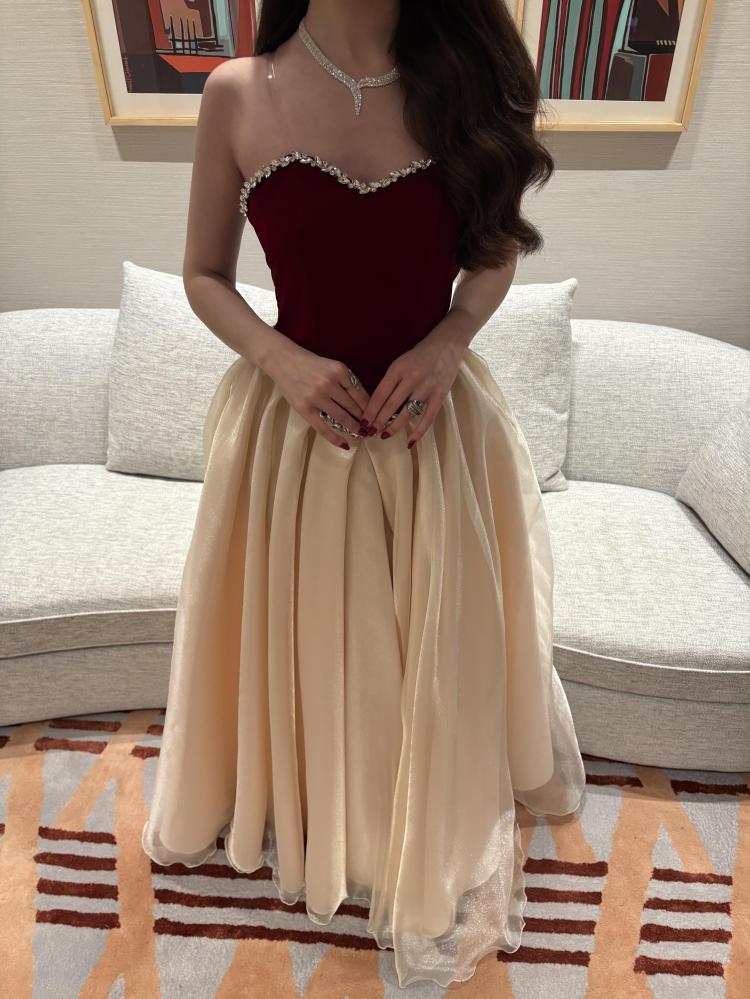 فستان أسلين 1040
