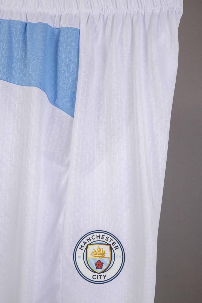 طقم السيتي الاساسي 2026