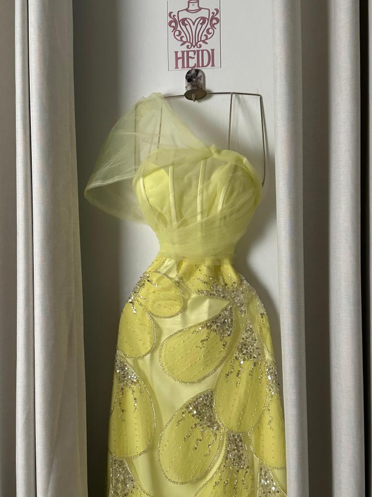Zahra yellow evening dress one-shoulder tulle and embroidered corset with sparkling decorations