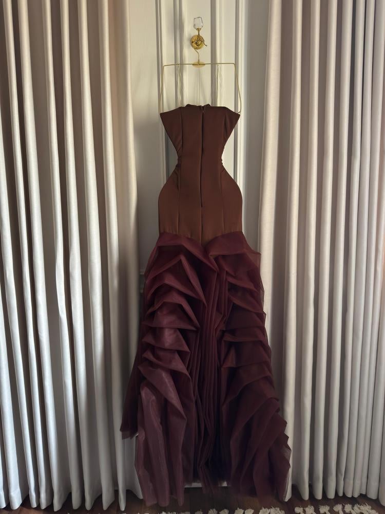 Loftes evening dress brown strapless mermaid story with a fluffy tulle skirt