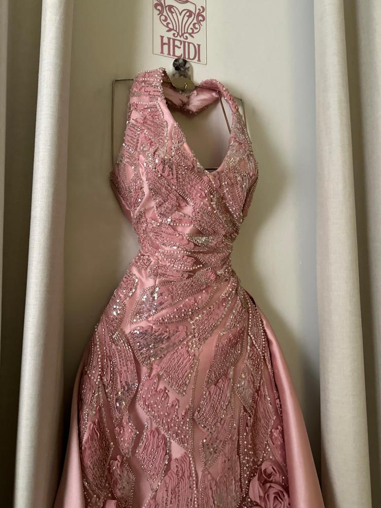 Vionica evening dress pink embroidered with three-dimensional roses and satin train
