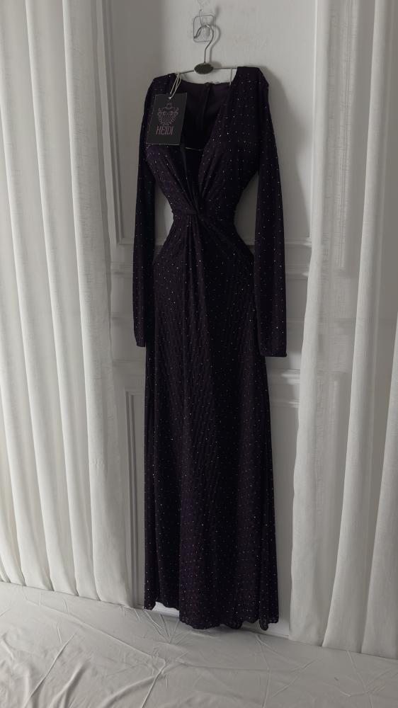 Long purple evening dress with long sleeves and V-neck | HEIDI Fashion House