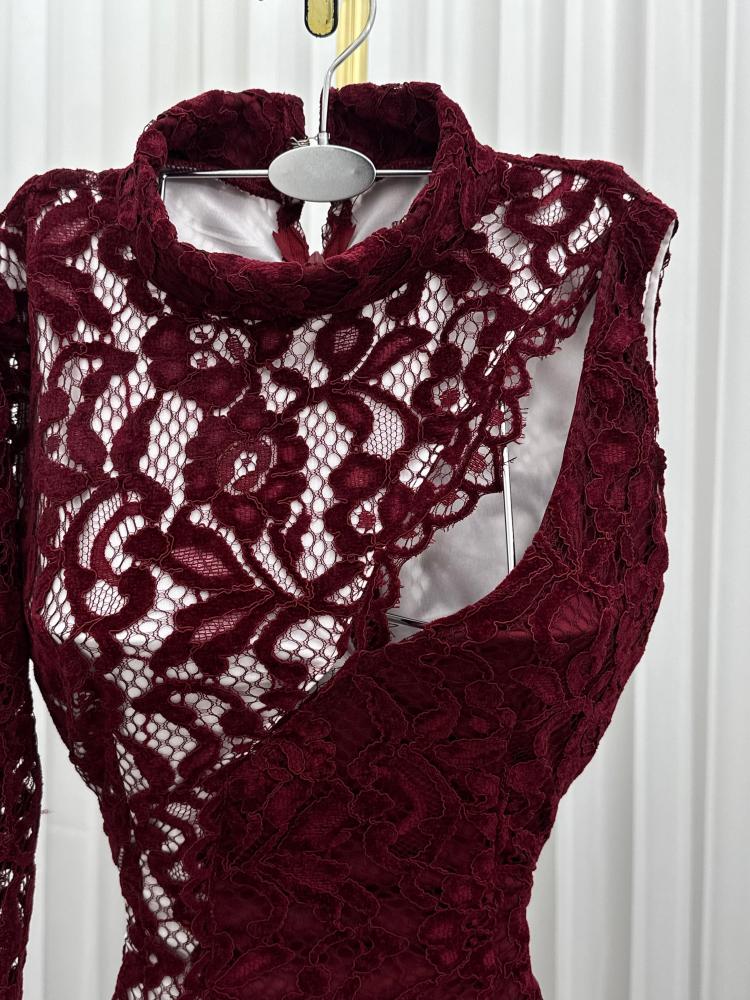 Lace dress