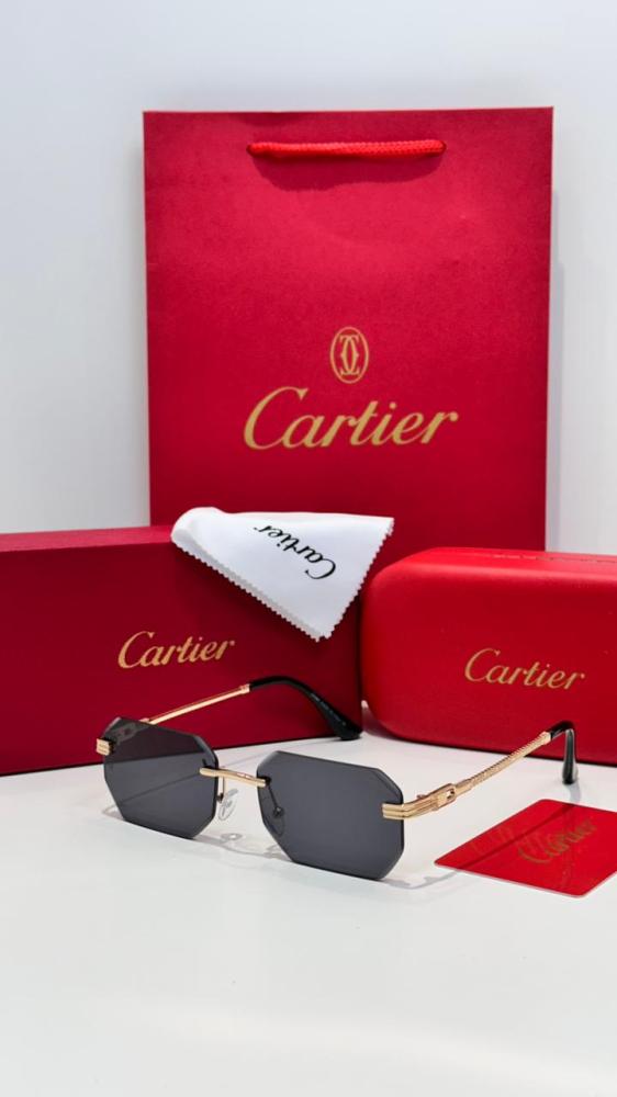 نظارة كارتييه هيكساغون أسود ملكي بوتيك ماستر Cartier Hexagon