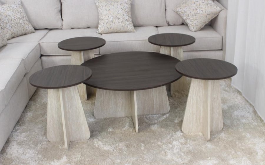 Wooden serving tables set 1+4