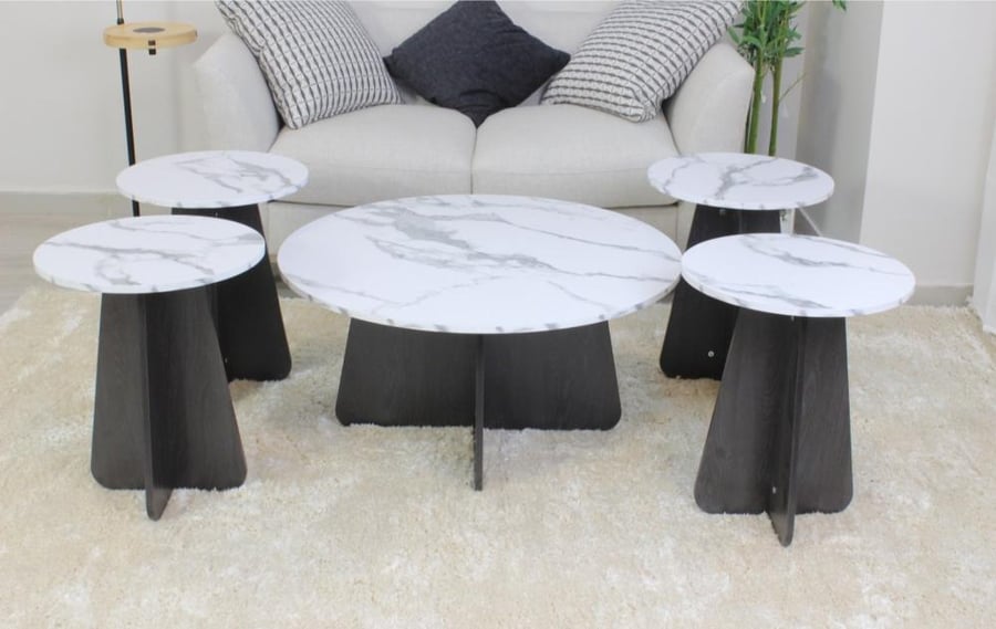Wooden serving tables set 1+4