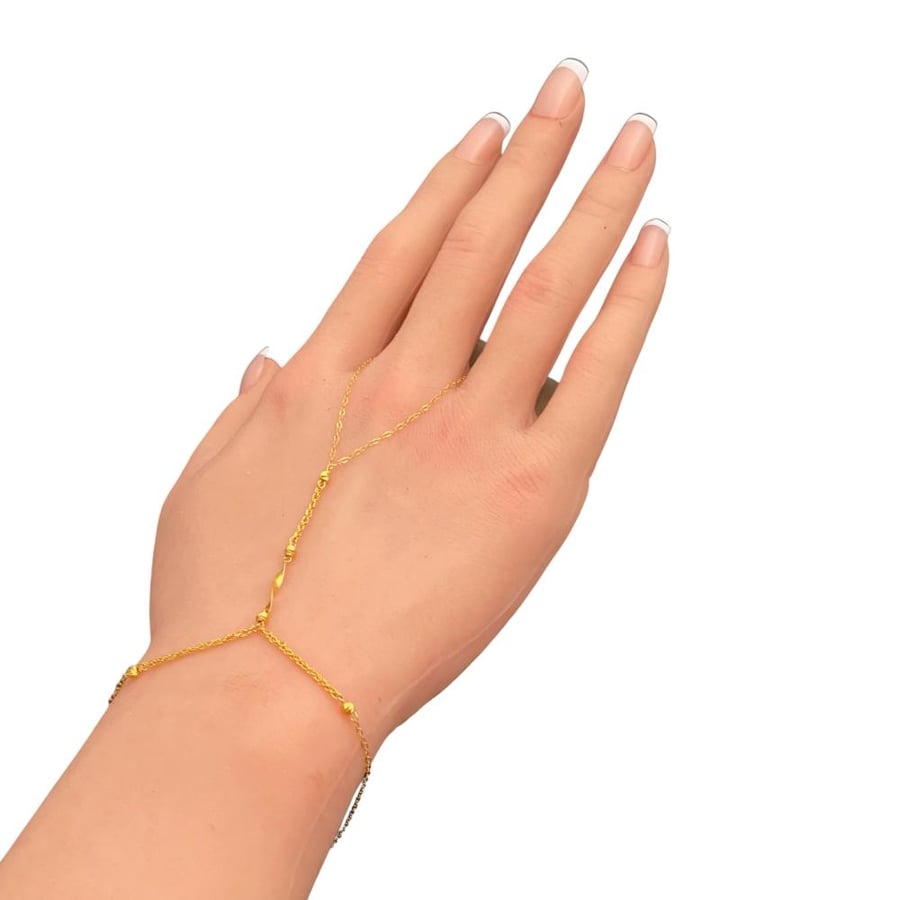 Gold ring, 21 karat, weight 1.21 grams