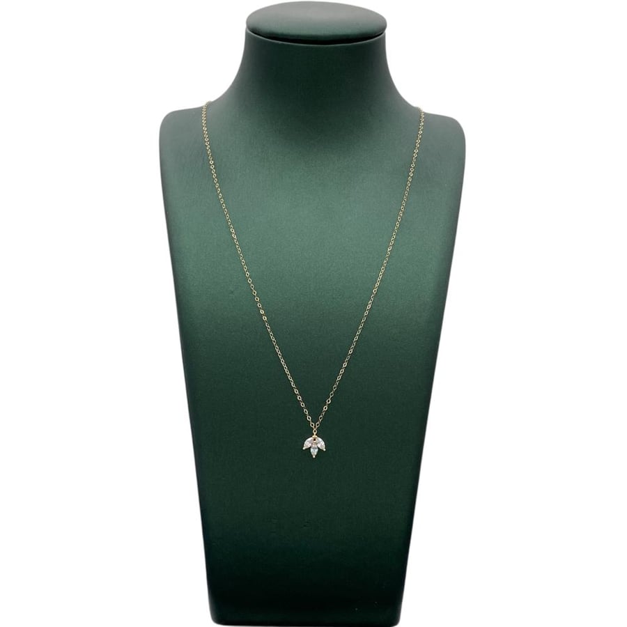 Gold necklace 18 karat weight 0.45 grams