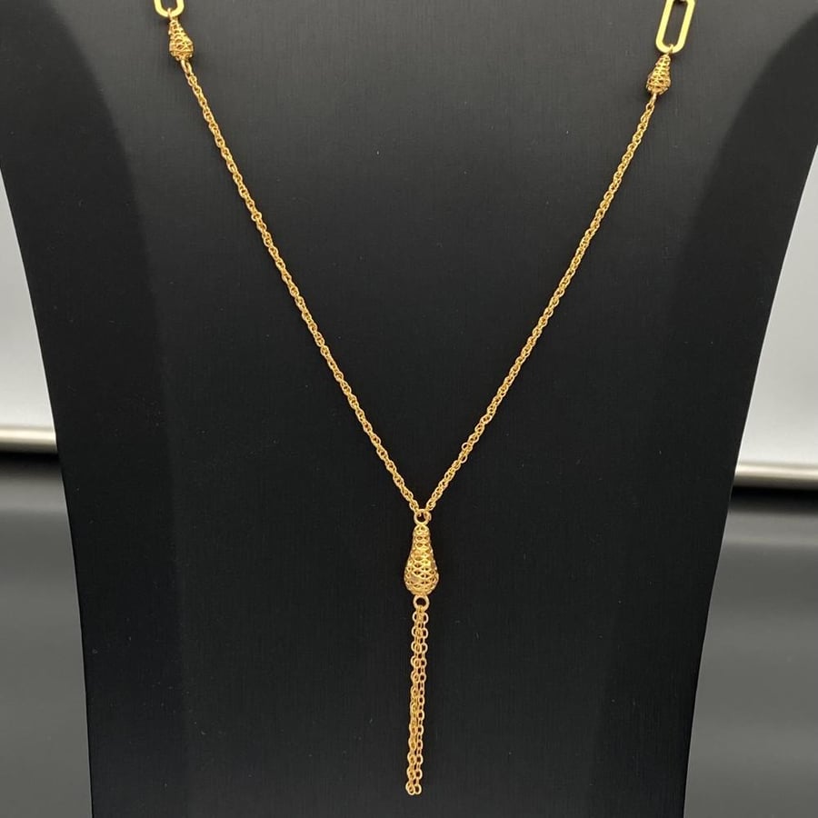 Gold prayer bead, 21 karat, weight 3 grams