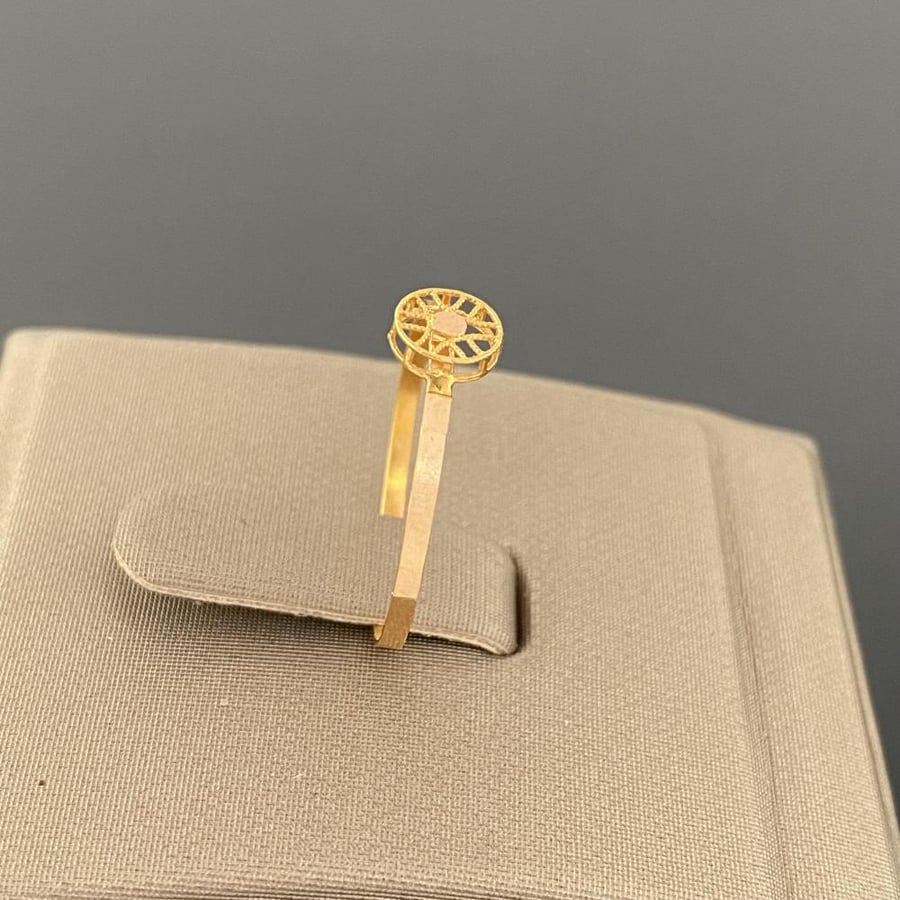 Gold ring 21 karat weight 0.67 grams