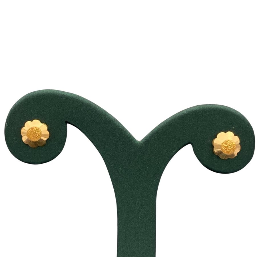 Gold ring 21 karat weight 1.14 grams