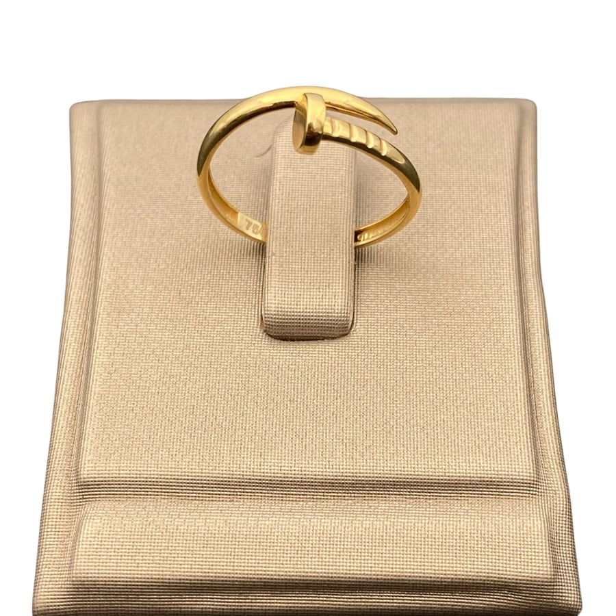 Gold ring 18 karat weight 1.14 grams