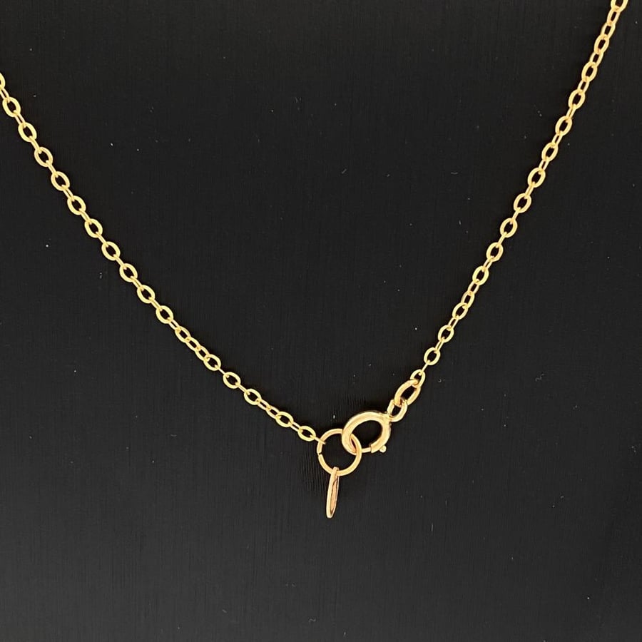 Gold prayer bead, 21 karat, weight 3 grams