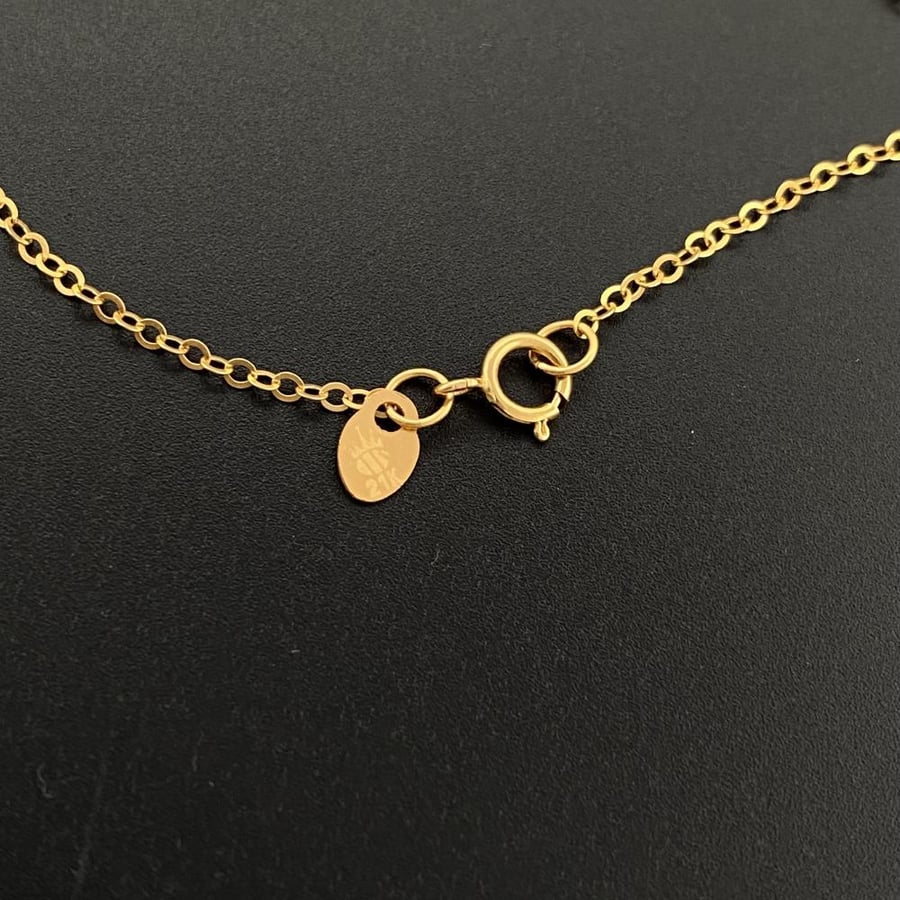 Gold bracelet 21 karat weight 1.75 grams
