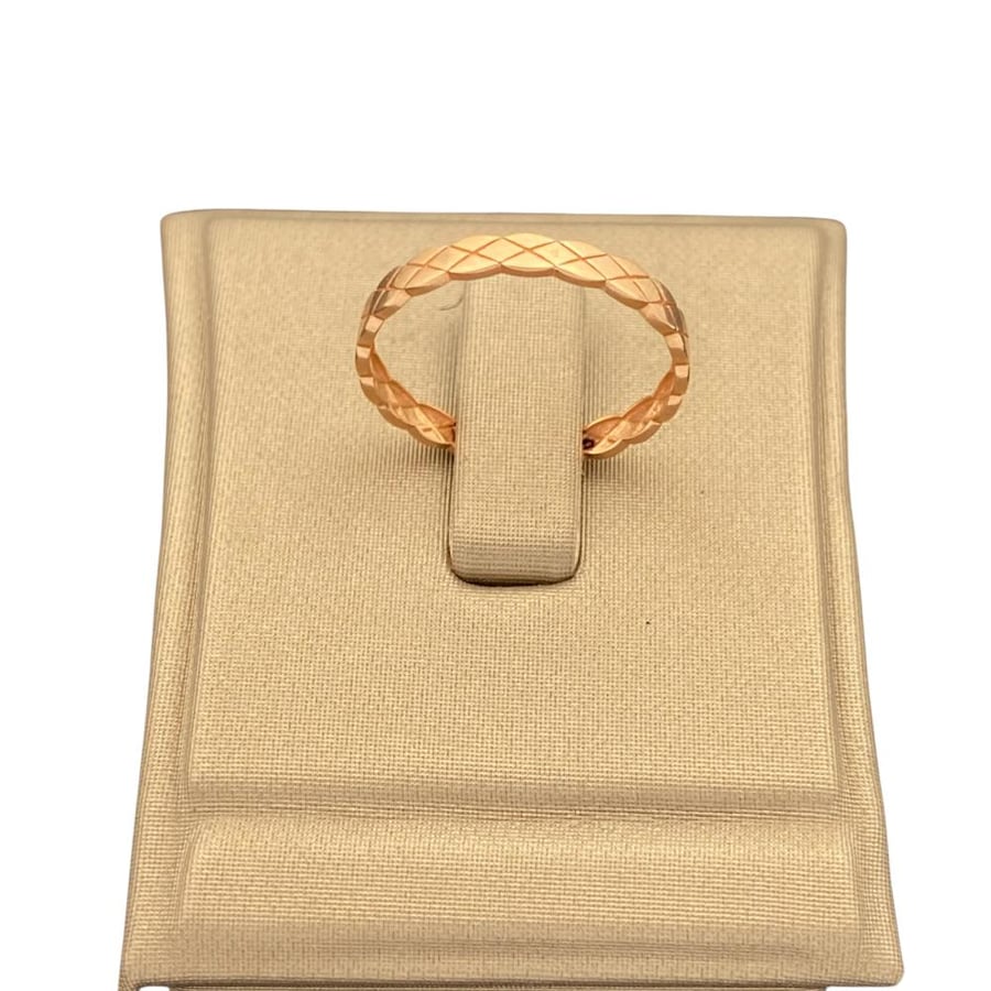 Gold ring 18 karat weight 1.21 grams