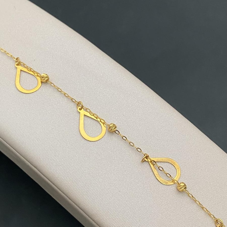 Gold bracelet 21 karat weight 1.4 grams