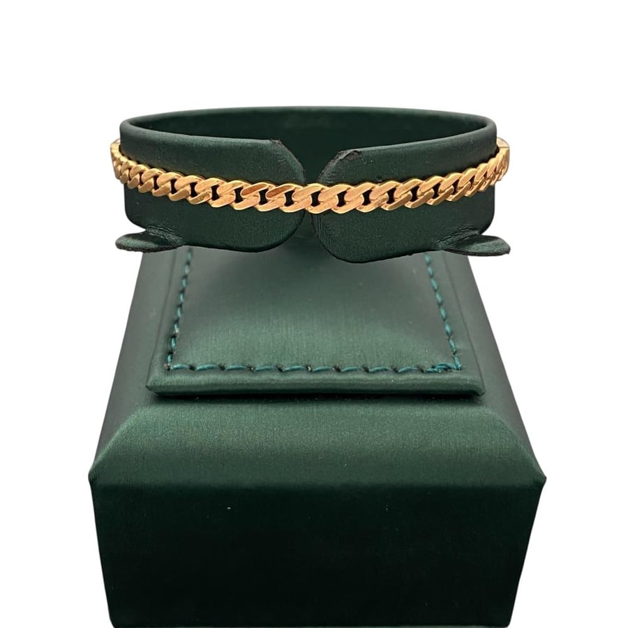 Gold bracelet weighing 5.14 grams