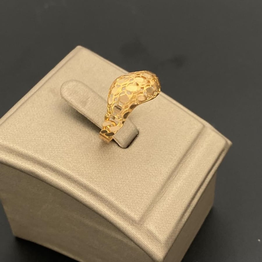 Gold ring 21 karat weight 2.23 grams